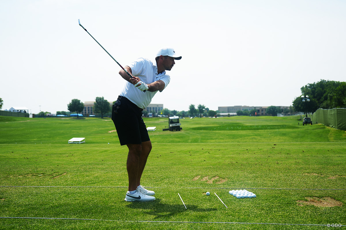 ジェイソン・デイ復活の陰にあった「右わき空けシャドースイング