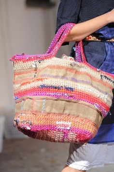 16 件の「ダニエラグレジス」のアイデアを今すぐ保存 | ニットバッグ