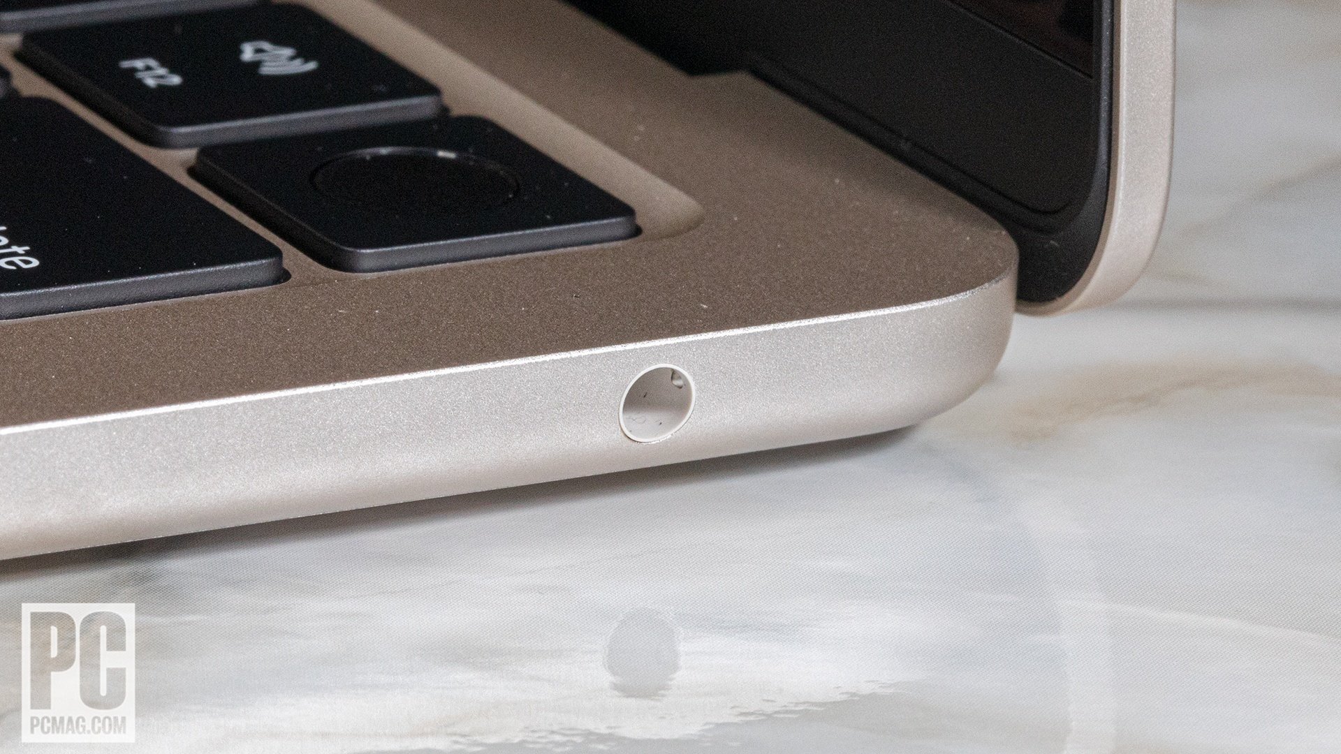 Apple MacBook Air (2022, M2) - Review 2022 - PCMag UK