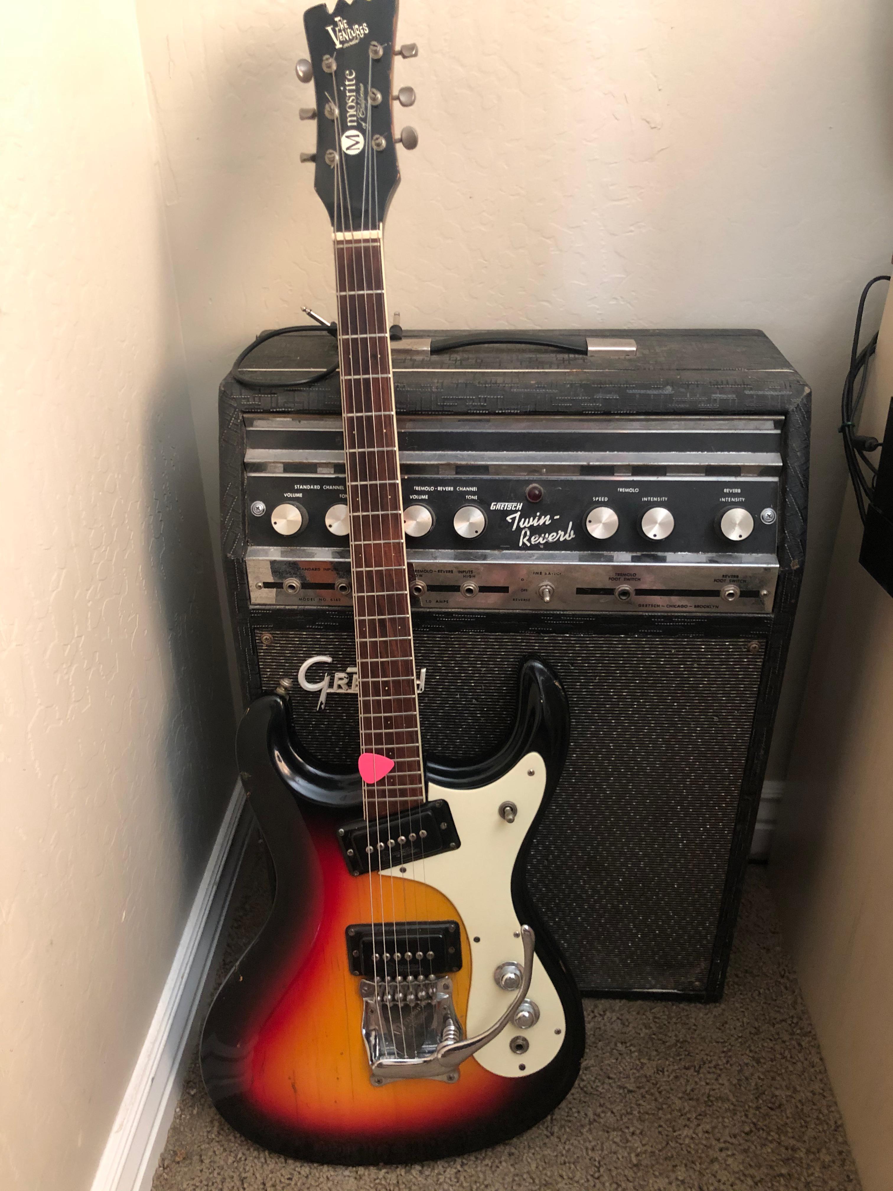 1965年製のモズライト・ベンチャーズモデルとビンテージのグレッチ