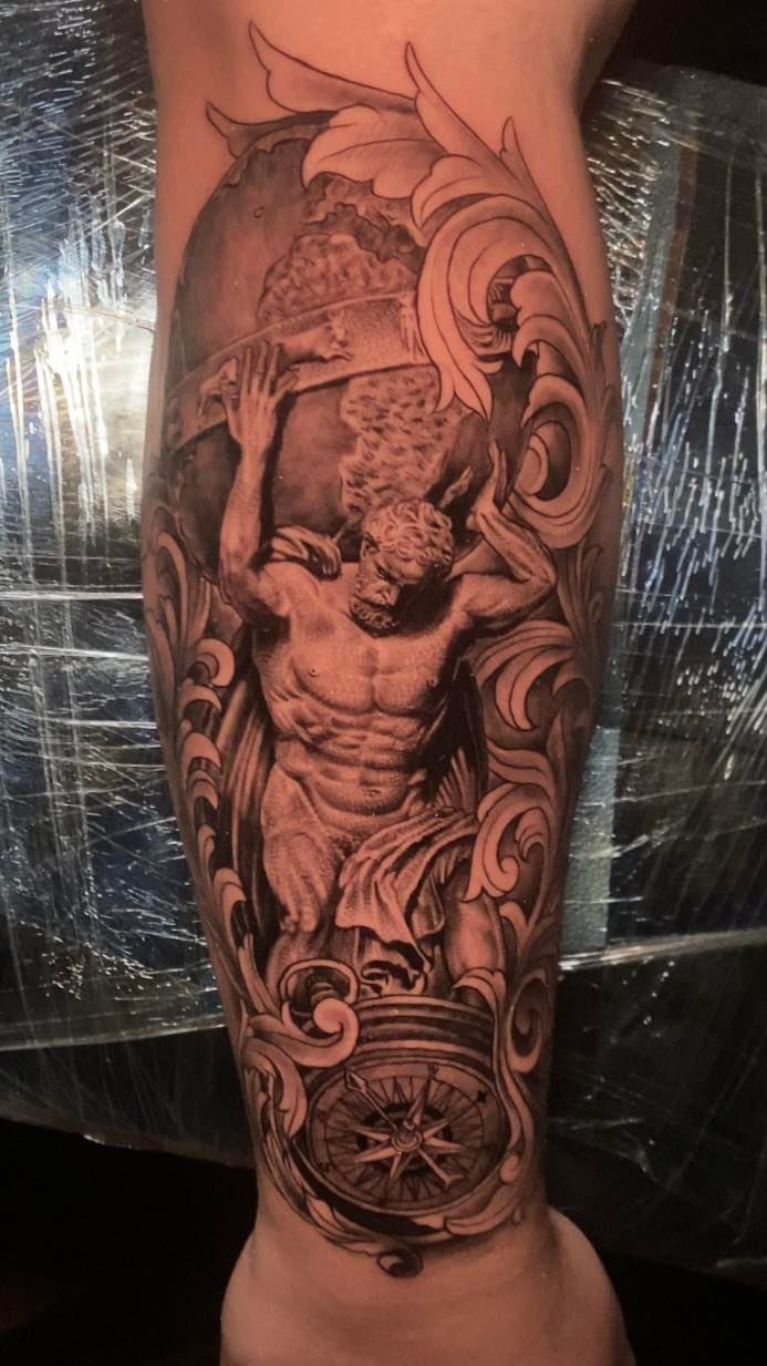 アトラスのタトゥー、JCが@BatsTattooStudoで施術 : r/tattoo