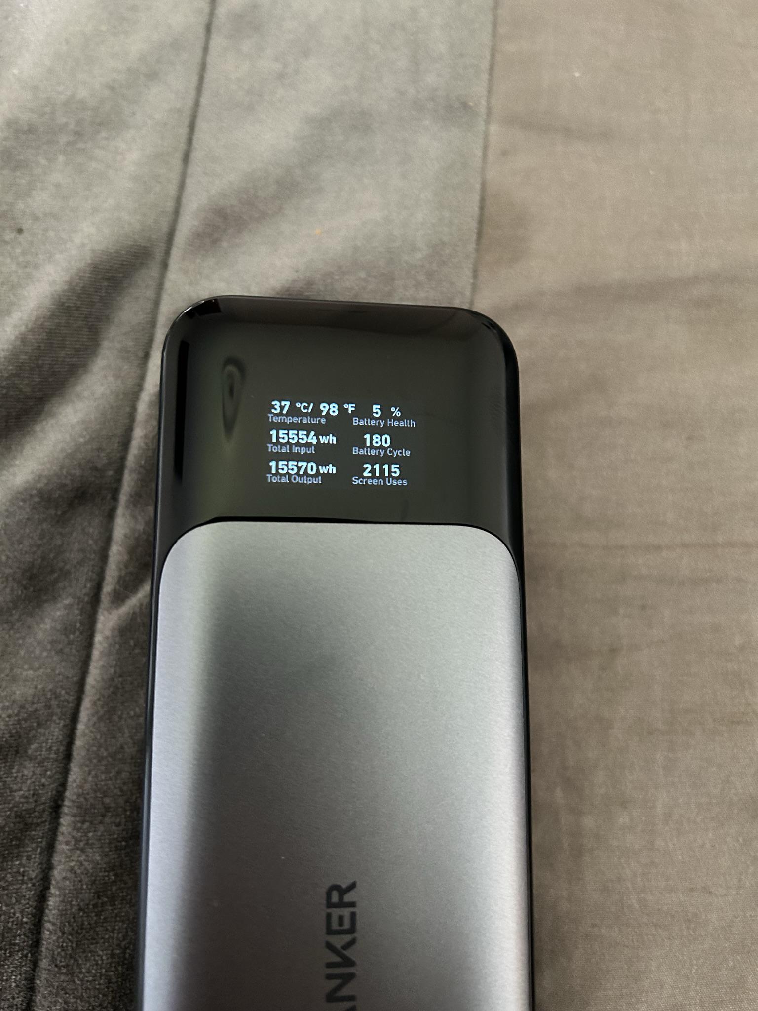 737 パワーバンクの故障 : r/anker