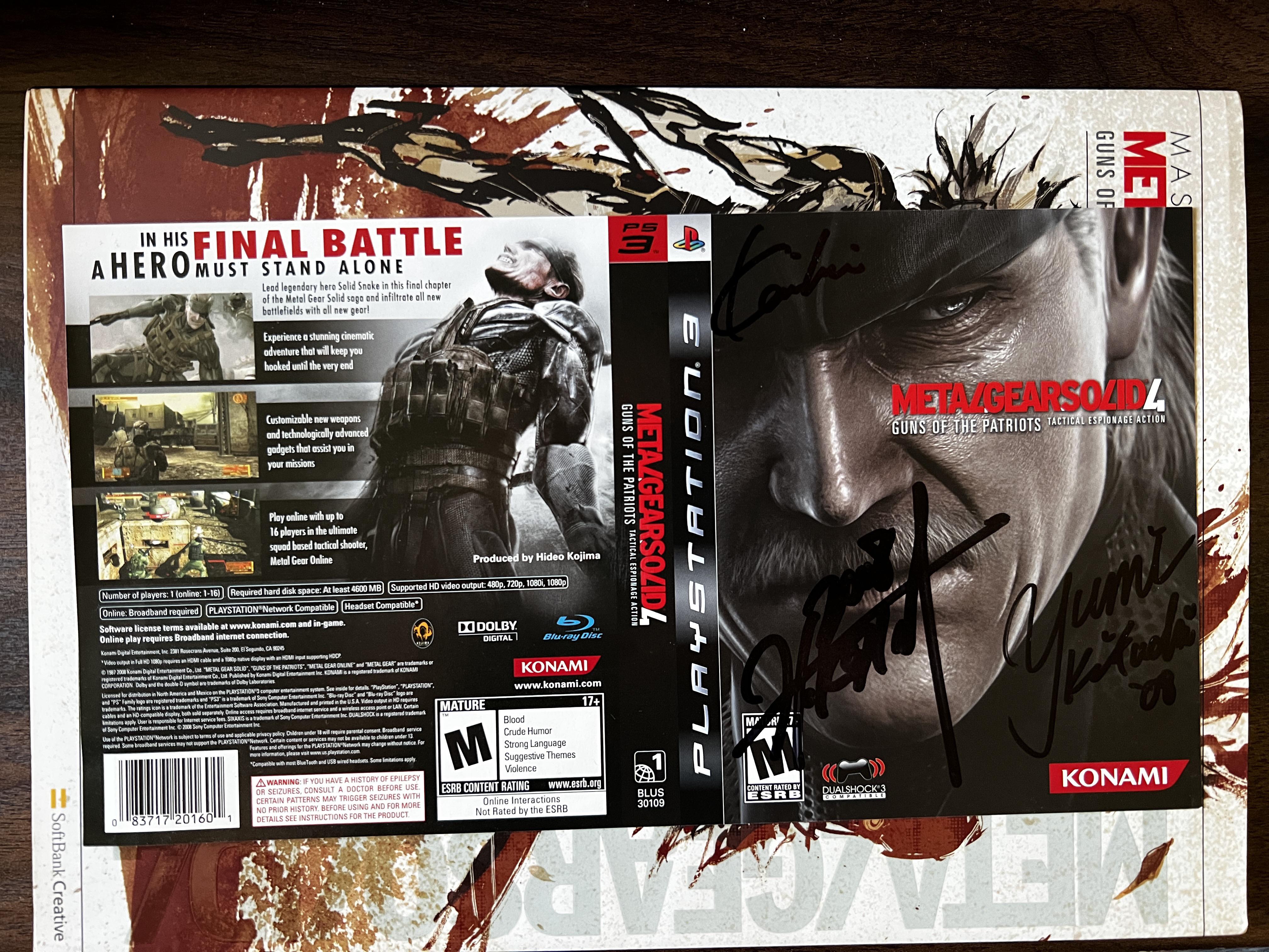 それで、2008年に小島秀夫さんと菊地由美さんにサインしてもらったPS3