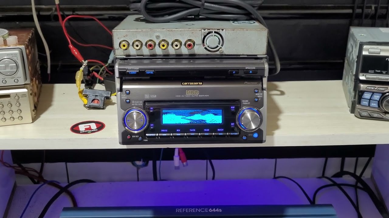 Carrozzeria AVIC-ZH900MD + Soundstream Reference 644s - YouTube