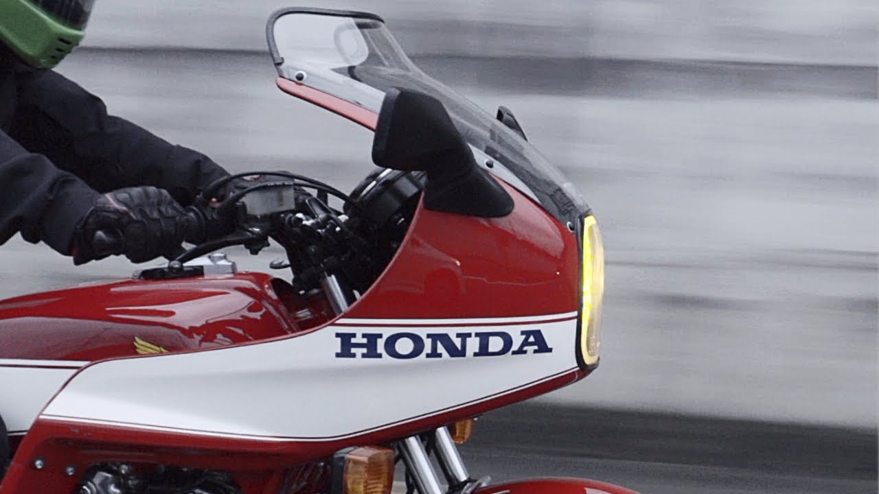 CB750F] This cowl really shows the greatness of Honda! It's the