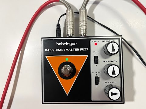 ずっと待たされてたBEHRINGER BASS BRASSMASTER FUZZがやっと届いた
