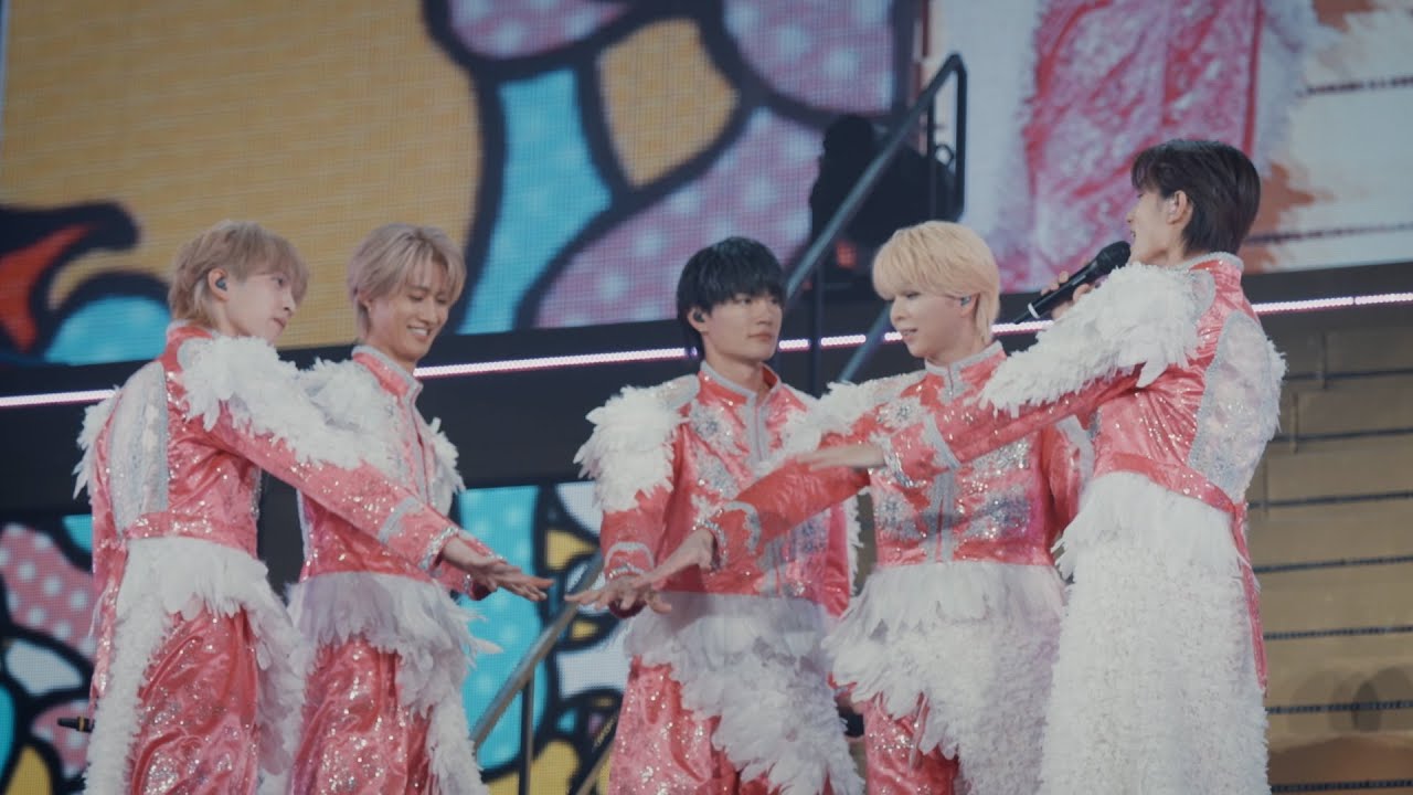 M!LK 史上最大動員ツアーを収録したBlu-ray&DVD ジャケット写真と