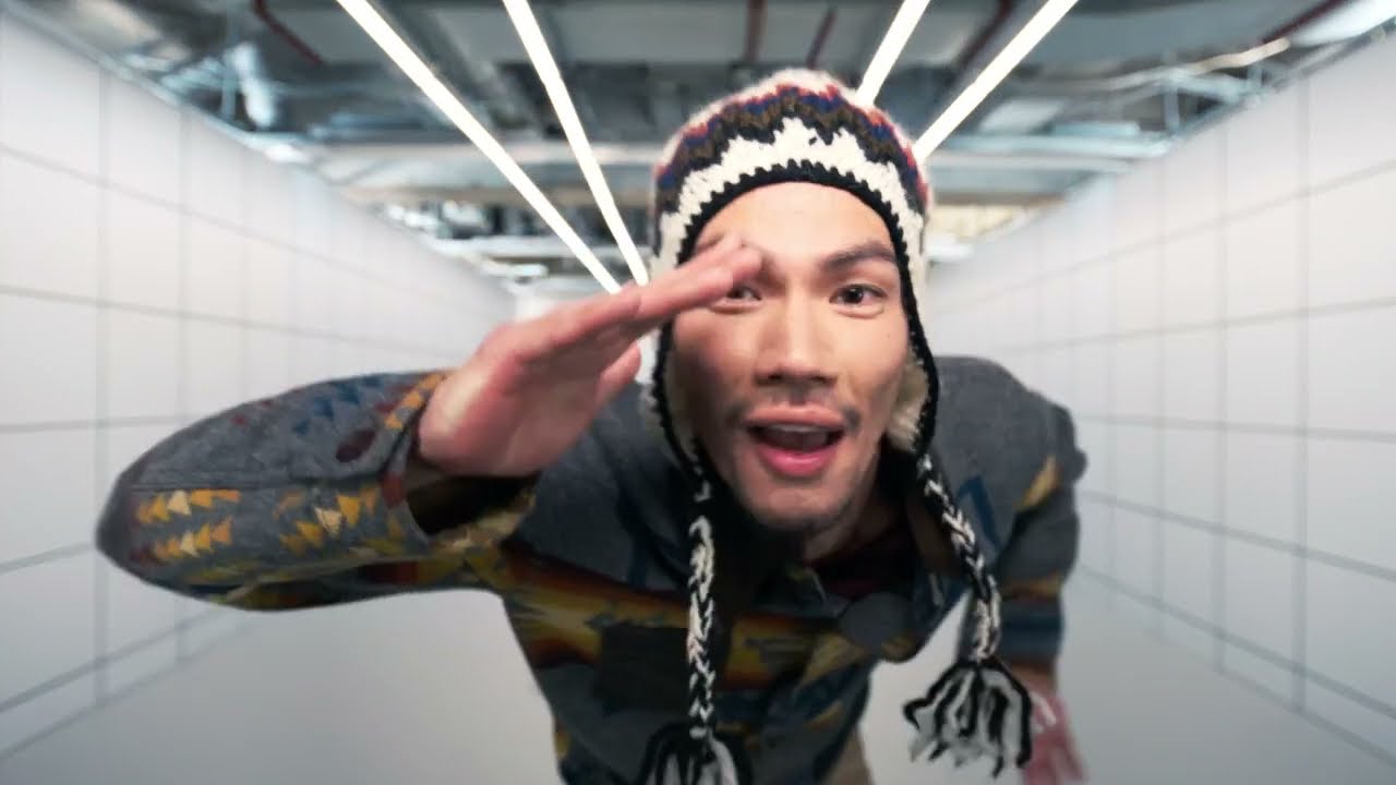 JUNYA WATANABE MAN FALL/WINTER 2022 MINI-SHOW - YouTube