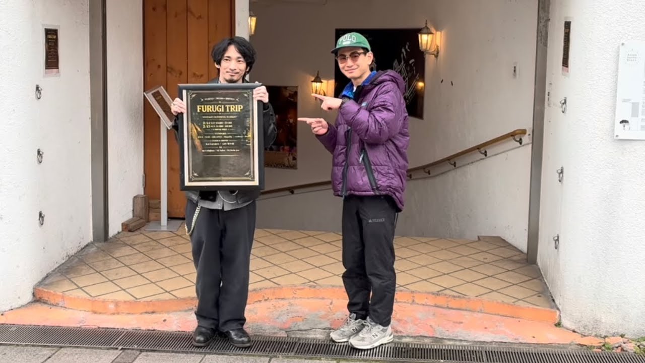 Barr Part 2] I can't stop looking at vintage coats! From moleskin