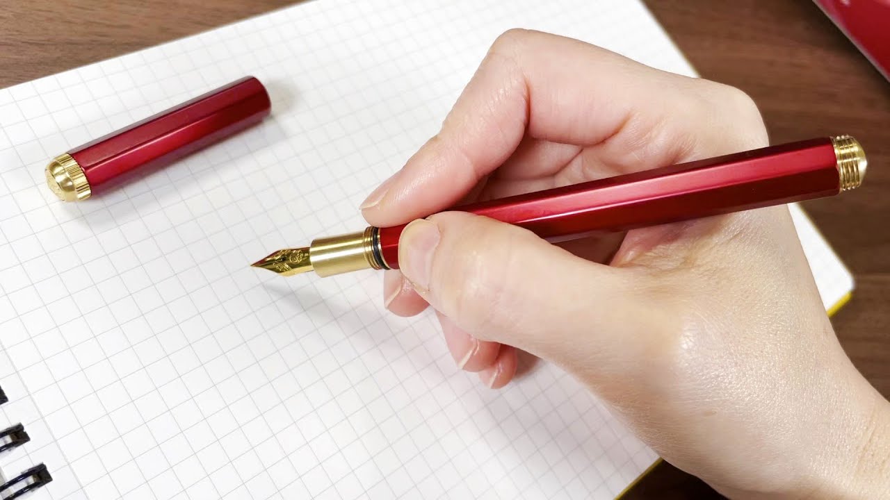 カヴェコ 2021 コレクション スペシャル レッド 万年筆 F でとりあえず