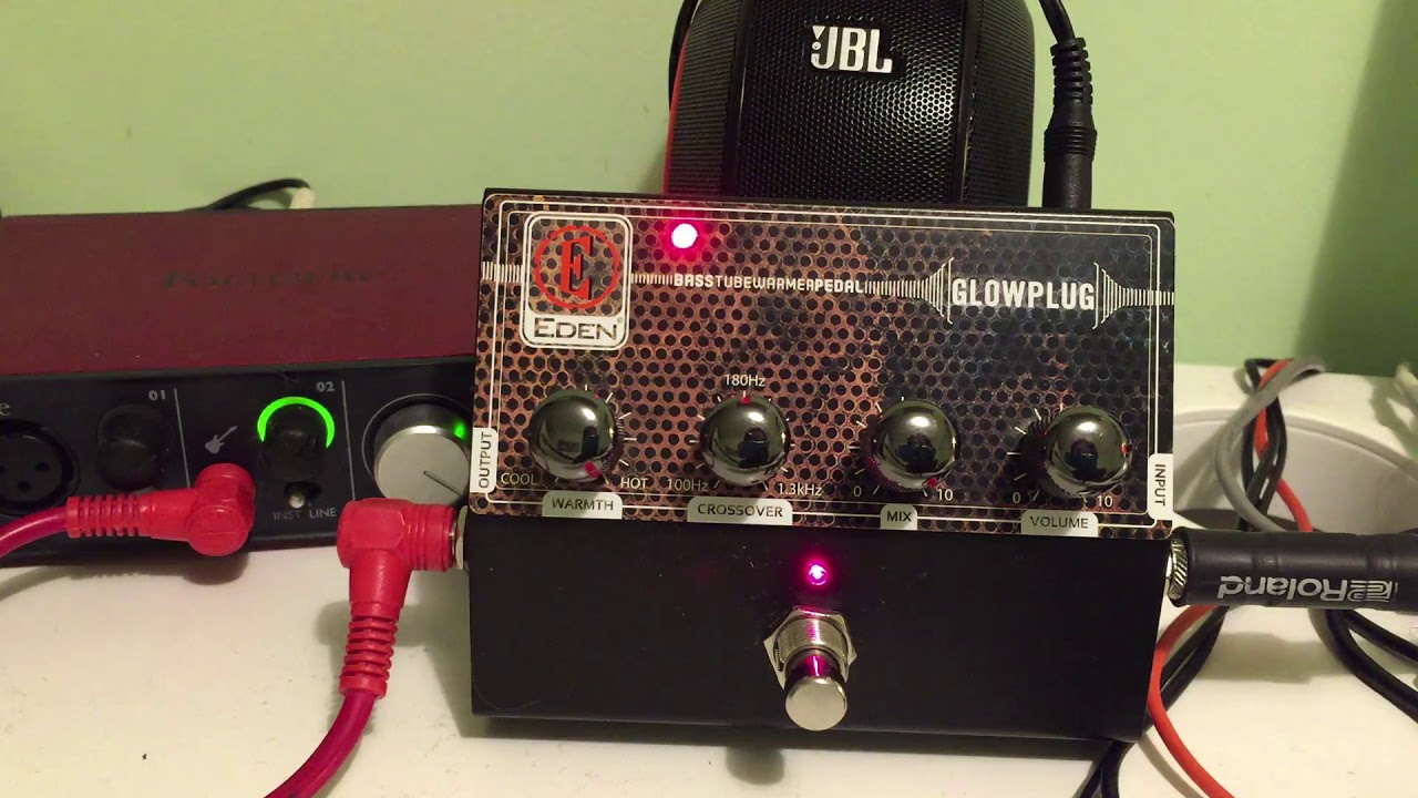 Eden GLOWPLUG tube bass warmer test - YouTube