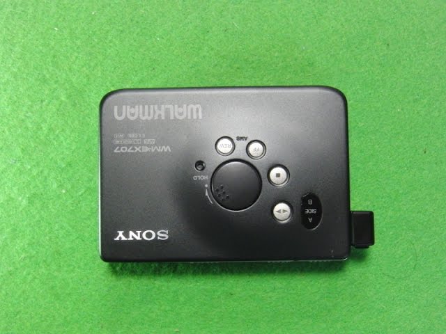 SONY 1992年 カセットウォークマン WM-EX707 - YouTube