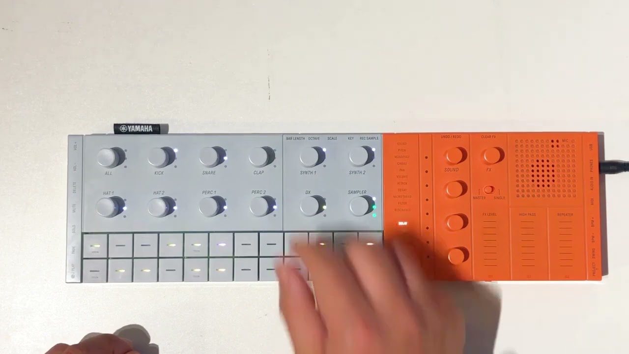 MARKS】YAMAHA SEQTRAKに少し触れてみた！ - YouTube