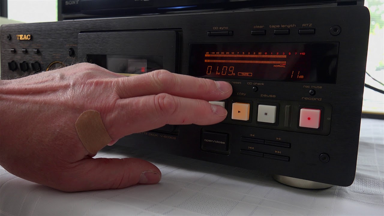 Teac V6030S Test - YouTube