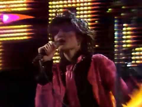 Siouxsie & the Banshees 'Hong Kong Garden' live 1979 - YouTube