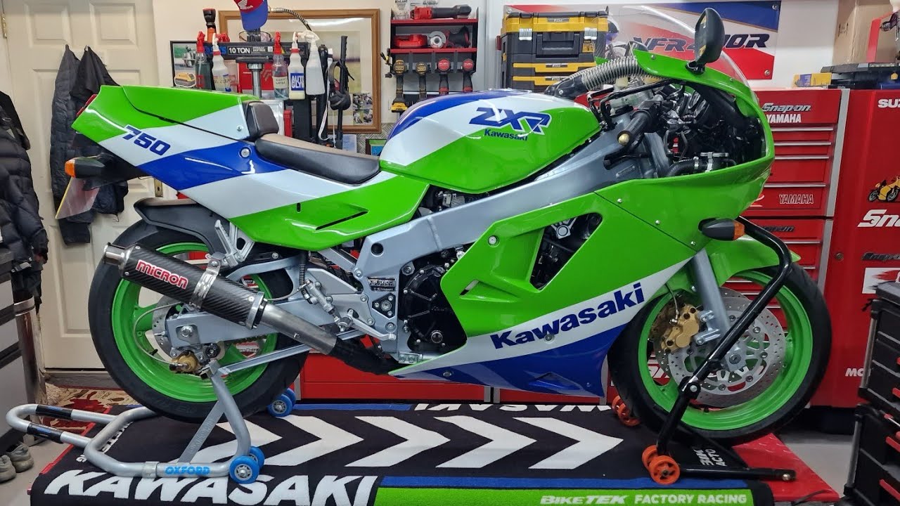 Kawasaki ZXR750 H1 Restoration - YouTube