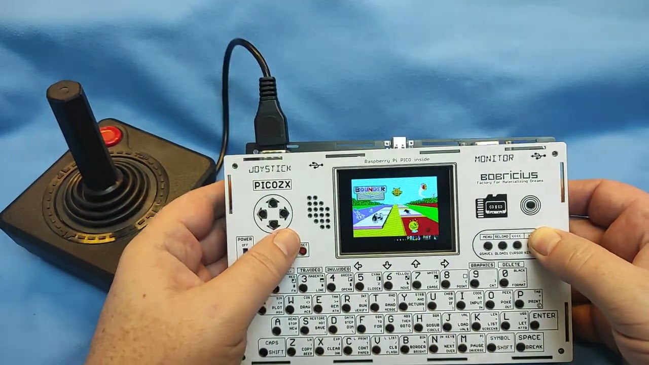 ZX Spectrum handheld with Raspberry Pi PICO + VGA - YouTube