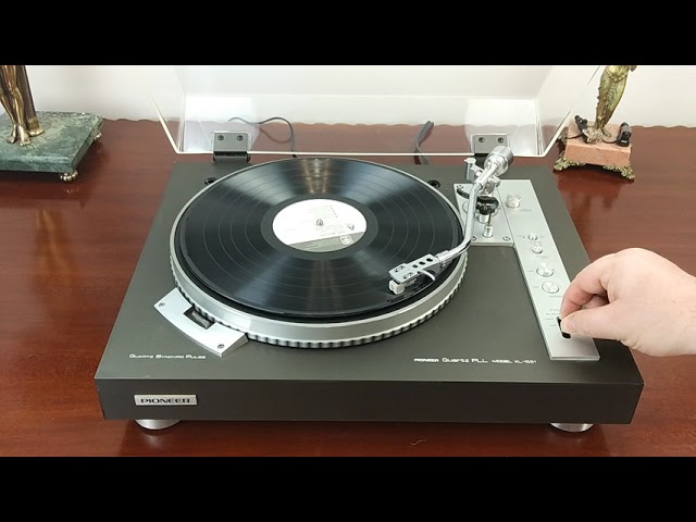 Pioneer XL-1551 - YouTube