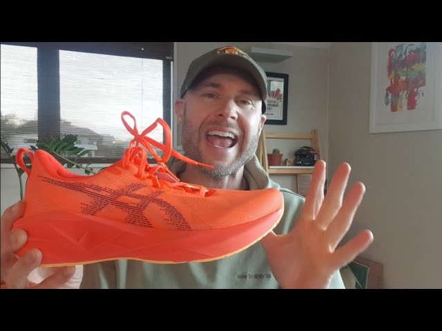 A new colourway for Asics Novablast 5's - flash red and Edo purple