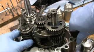 NSR50オープンマシン腰下整備クランク新品交換 - YouTube