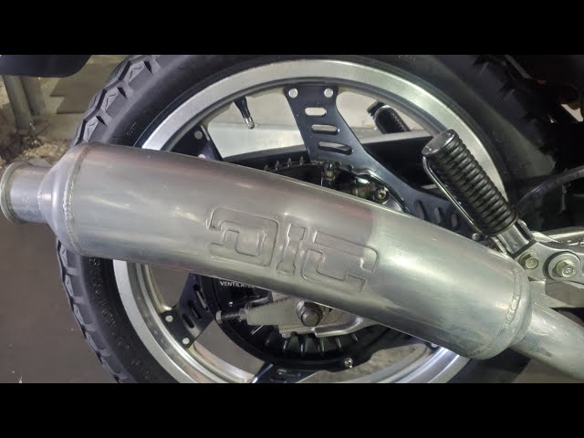 CBX400F、ダイシンマフラーサウンド - YouTube