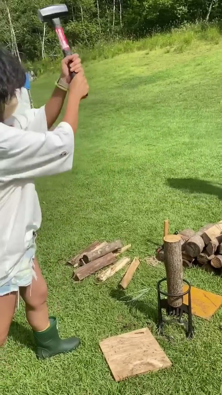 ニュージーランドに住む13歳の少女が開発した薪割り機が画期的