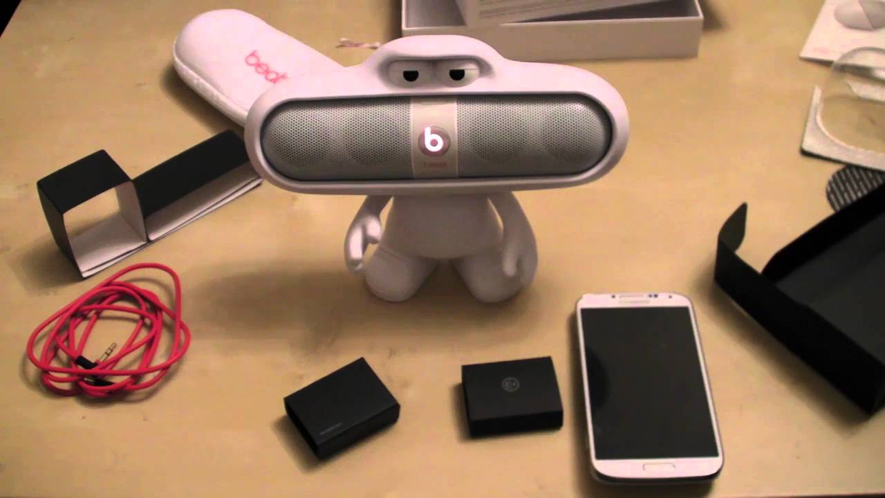 Beats by Dr. Dre Pill 2.0 Bluetooth Wireless Speaker Review - YouTube