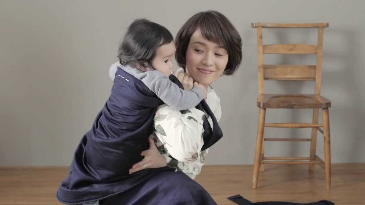 gran mocco(グランモッコ)おんぶ紐 フォレスト 高い位置のおんぶで家事