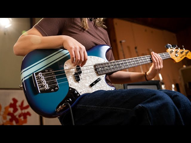 Fender Vintera II '70s Mustang Competition Bass | Demo and