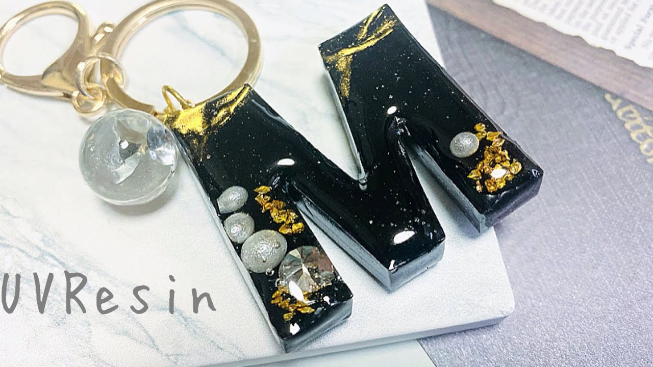UVレジン》大人デザイン イニシャルキーホルダー♡#レジン