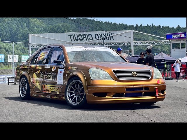 総集編】30セルシオでD1Lights参戦 - YouTube