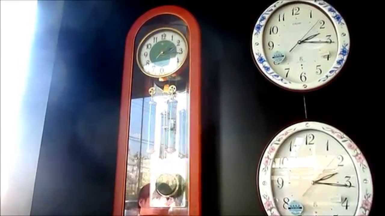 リズム本社(VIVANT V-M20)からくり時計 - YouTube