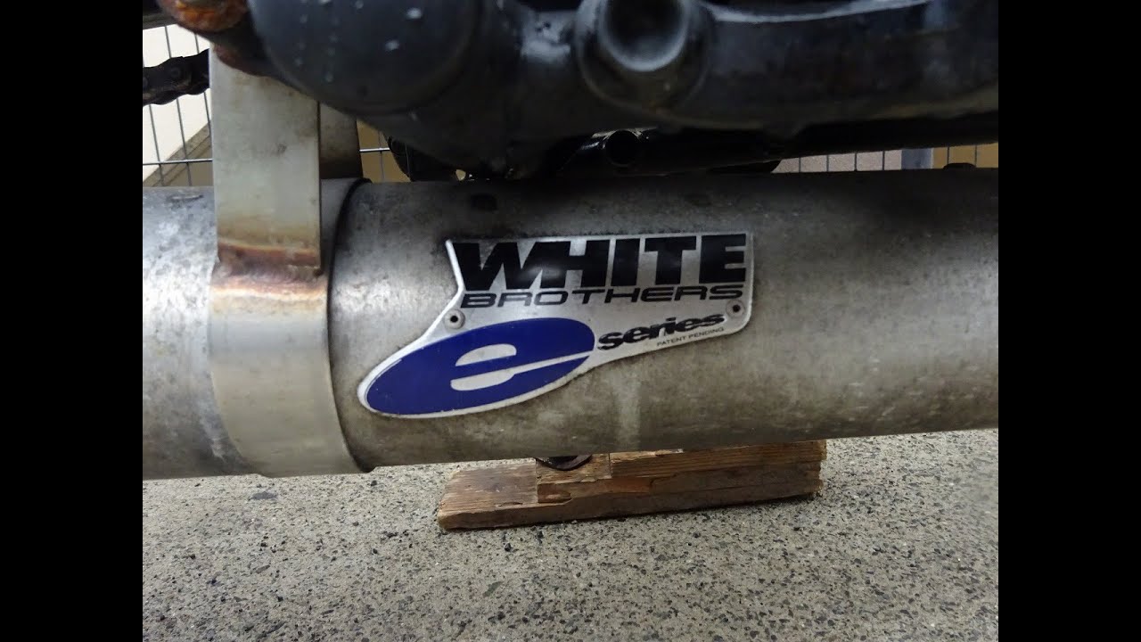 FTR223(MC34-1003) エンジン始動 社外マフラー ホワイトブロス FCR33‬