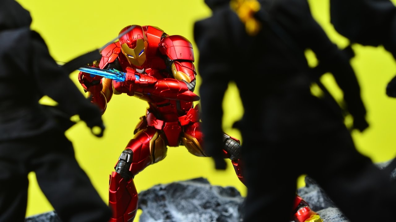 Sentinel Re:Edit #08 Iron Man Shape-Changing Armor (MK51) Review