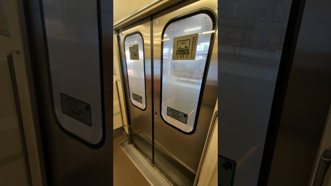 開く時に注目】701系1000番台(F4-16) 半自動ドア開閉(下り方面から1