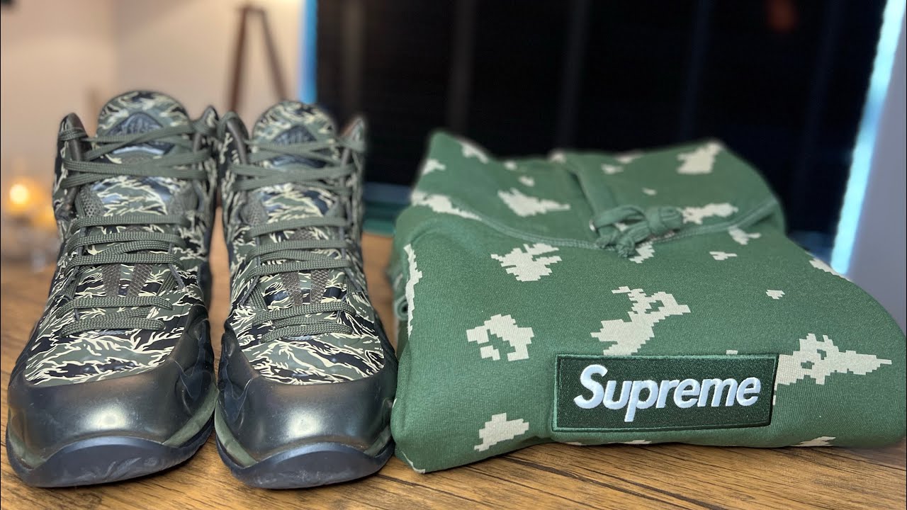 SUPREME BOX LOGO HOODED Olive Russian Camo & Snowman Snowglobe