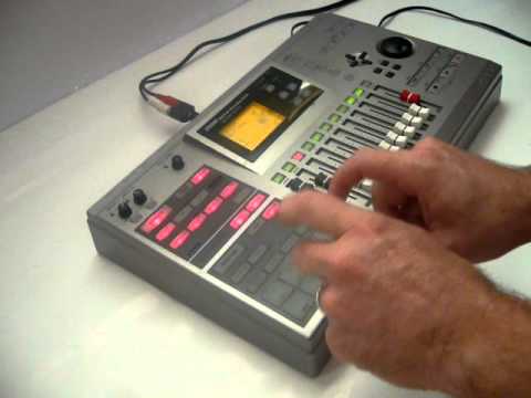Zoom MRS1044 digital multi track recorder: On-board drum sounds +