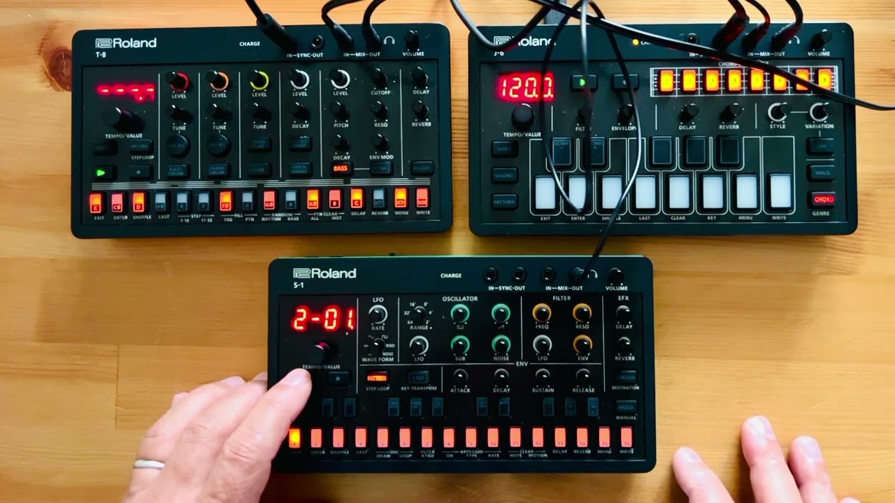 Roland S-1 T-8 J-6 3台で初演奏！ - YouTube