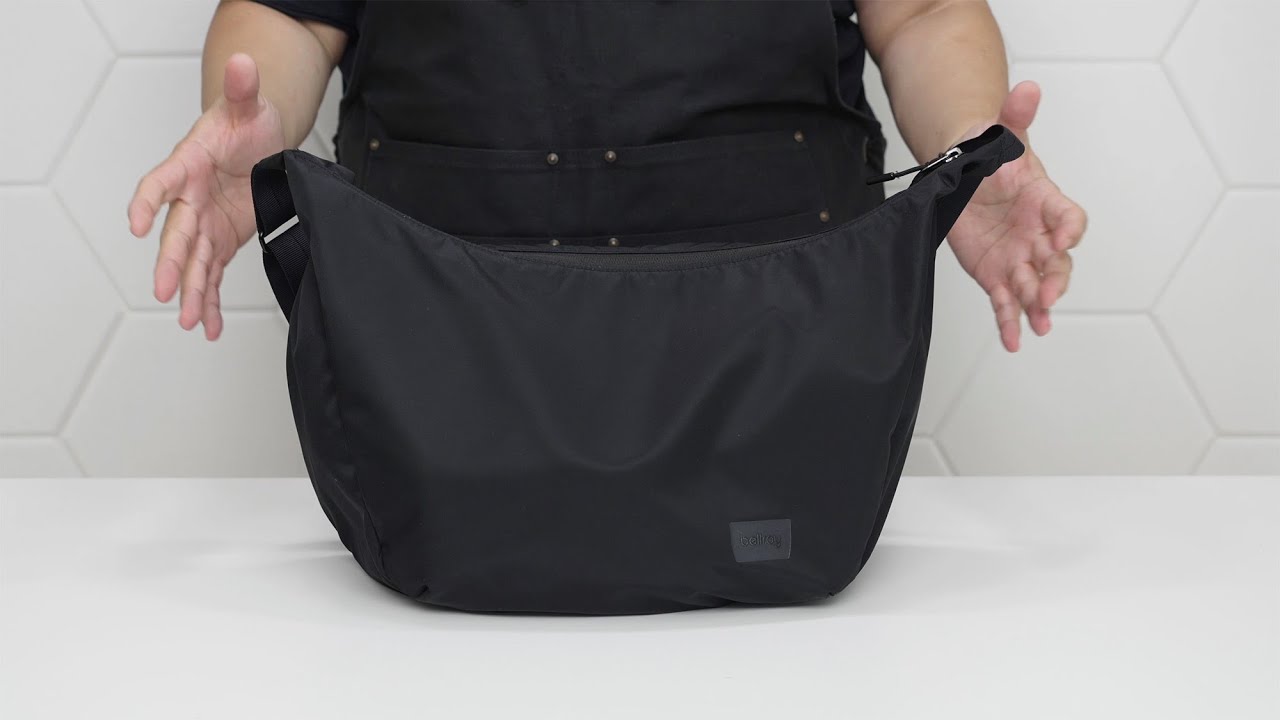 Bellroy Laneway Crescent Bag 12L - Sleek, capacious crossbody bag