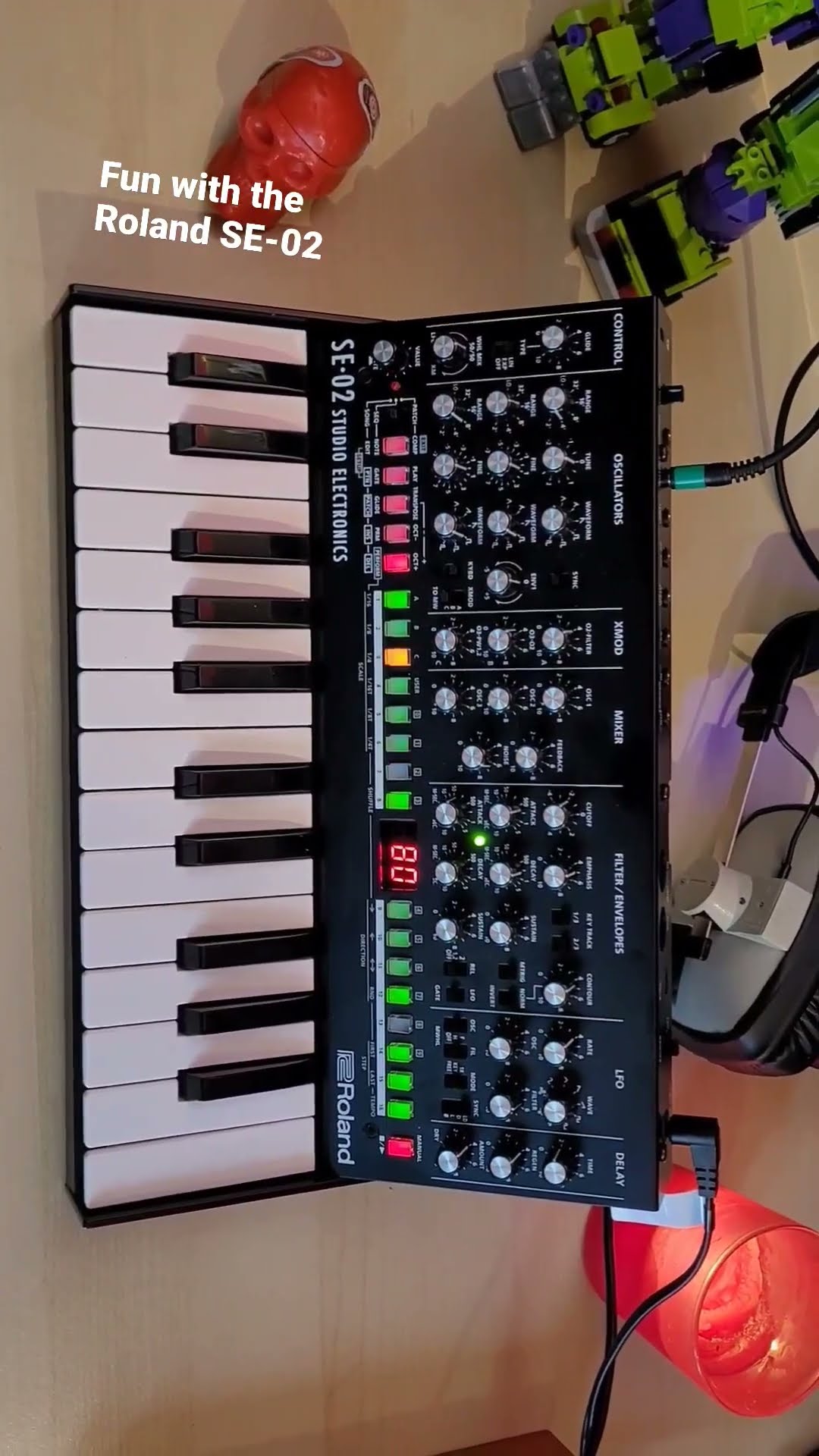 Fun with the Roland Boutique SE-02 #rolandboutique #se02 - YouTube