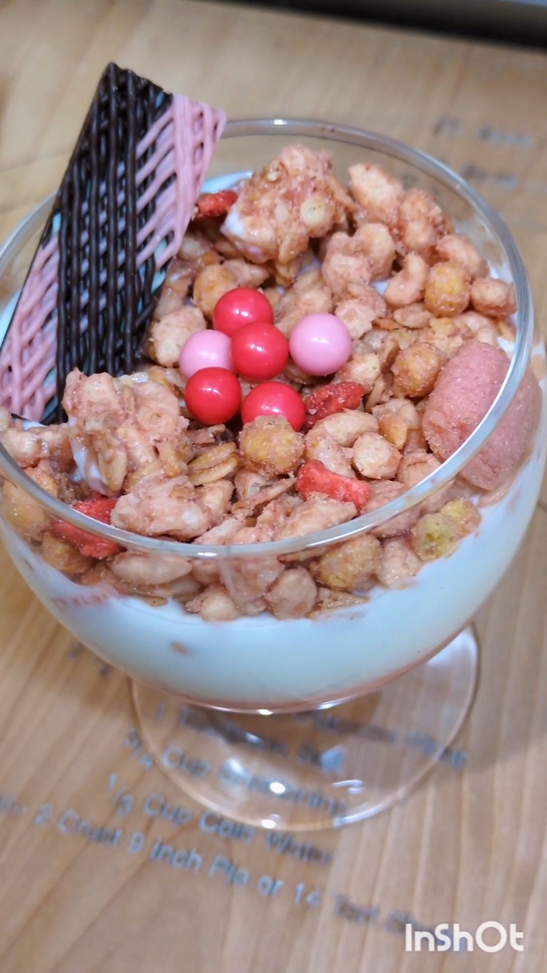 贅沢！いちごプリンを作ってみたよ！ - YouTube