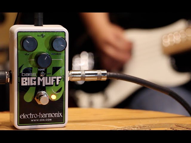 Nano Bass Big Muff Pi Bass Demo - YouTube