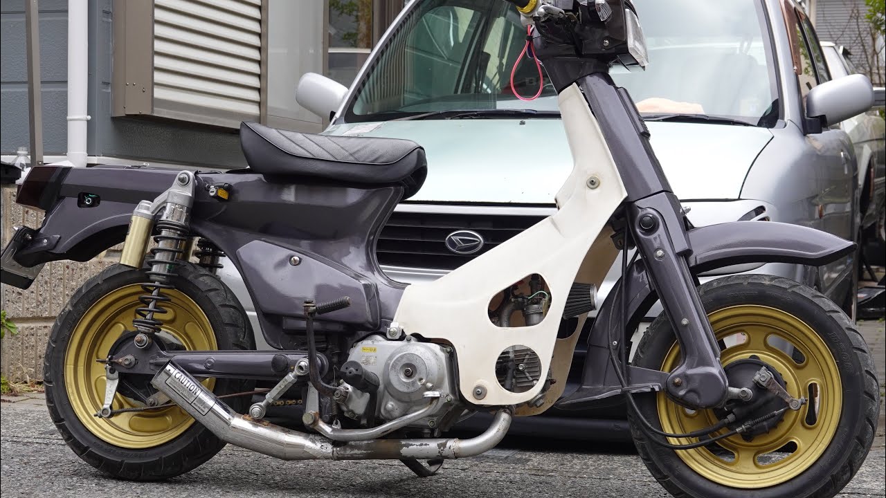 スーパーカブカスタム オリジナルショート管 マフラーサウンド - YouTube