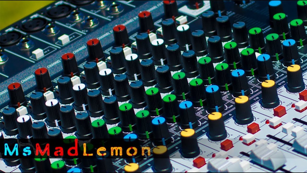 Soundcraft Signature 12 MTK - Unboxing, review and exploration