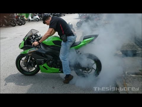 Kawasaki Ninja ZX-6R | Burn-out - YouTube