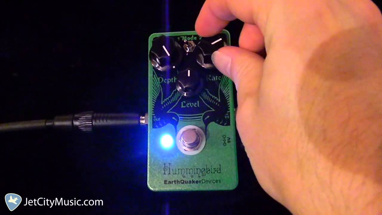 Earthquaker Devices Hummingbird Repeat Percussions - YouTube