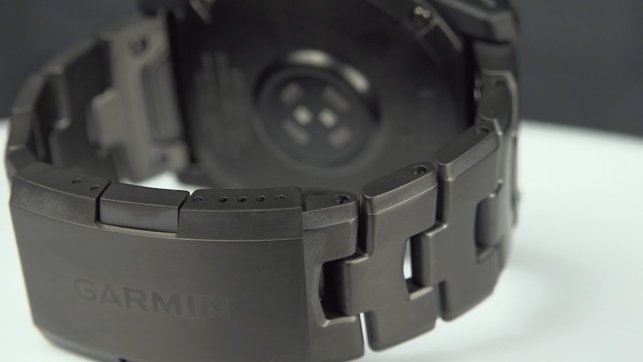 Unboxing Garmin Quickfit Vented Titanium Bracelet with Carbon Gray