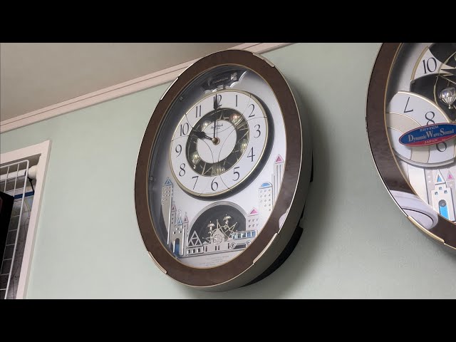 RHYTHM からくり時計 スモールワールド クオラムB - YouTube