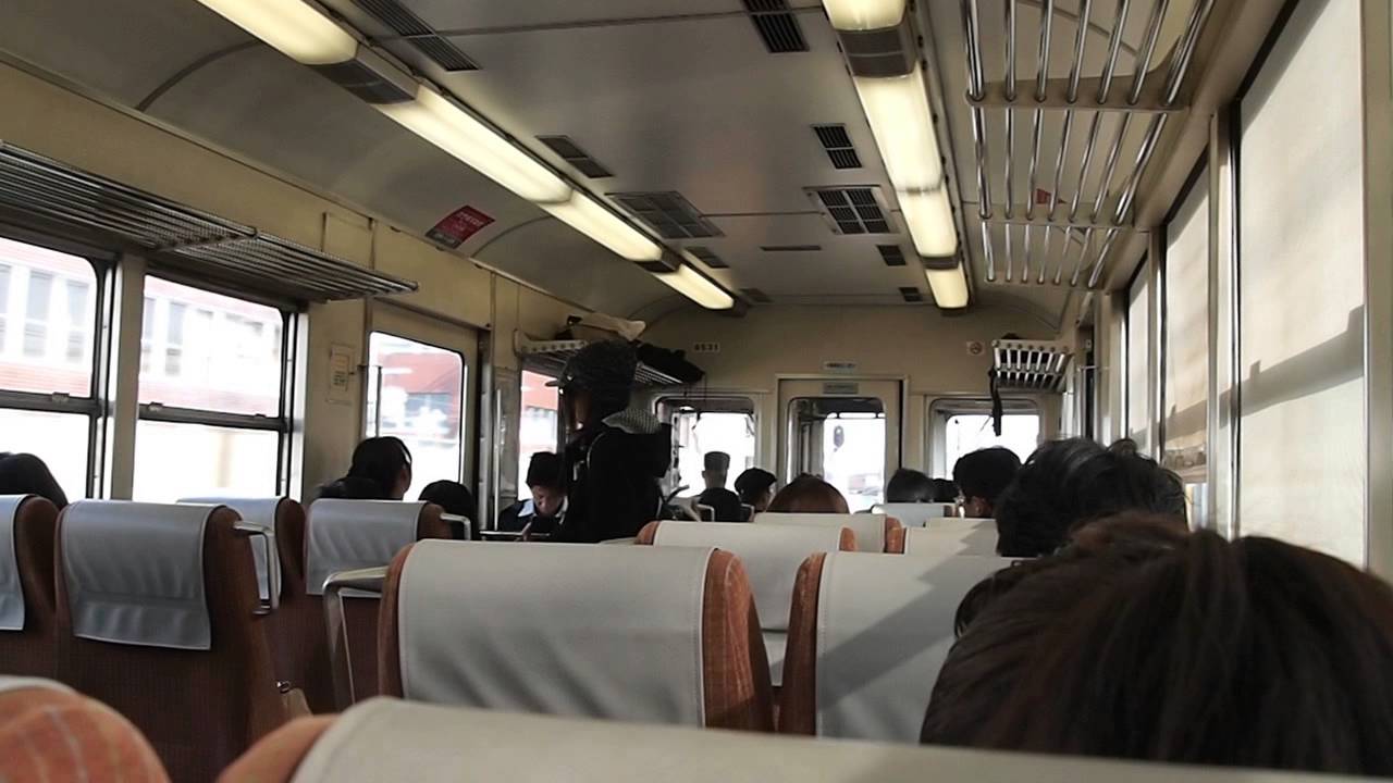 京阪8000系30番台(旧3000系(初代))電車 特急出町柳行先頭車内 - YouTube