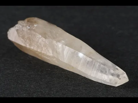 長野県川上村産ススキ入り水晶 2.7g｜国産天然石 通販キラリ石